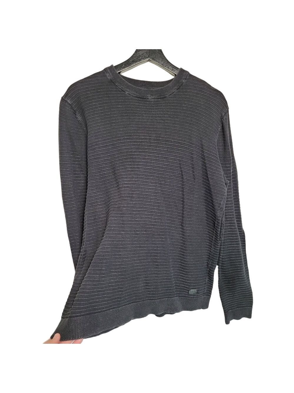M28. Only & Sons Crewneck. Large